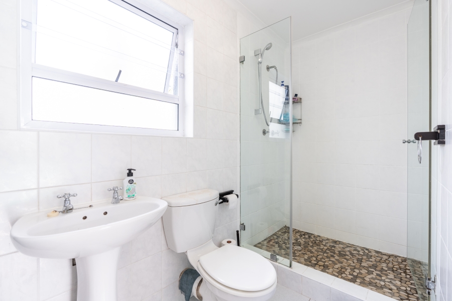 4 Bedroom Property for Sale in Edgemead Western Cape